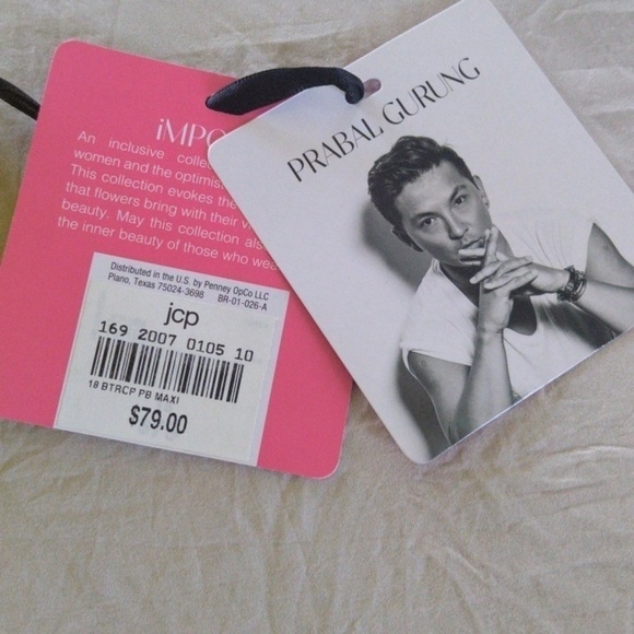 NWT Plus Size Ladies Designer Dress - Picture 5 of 16